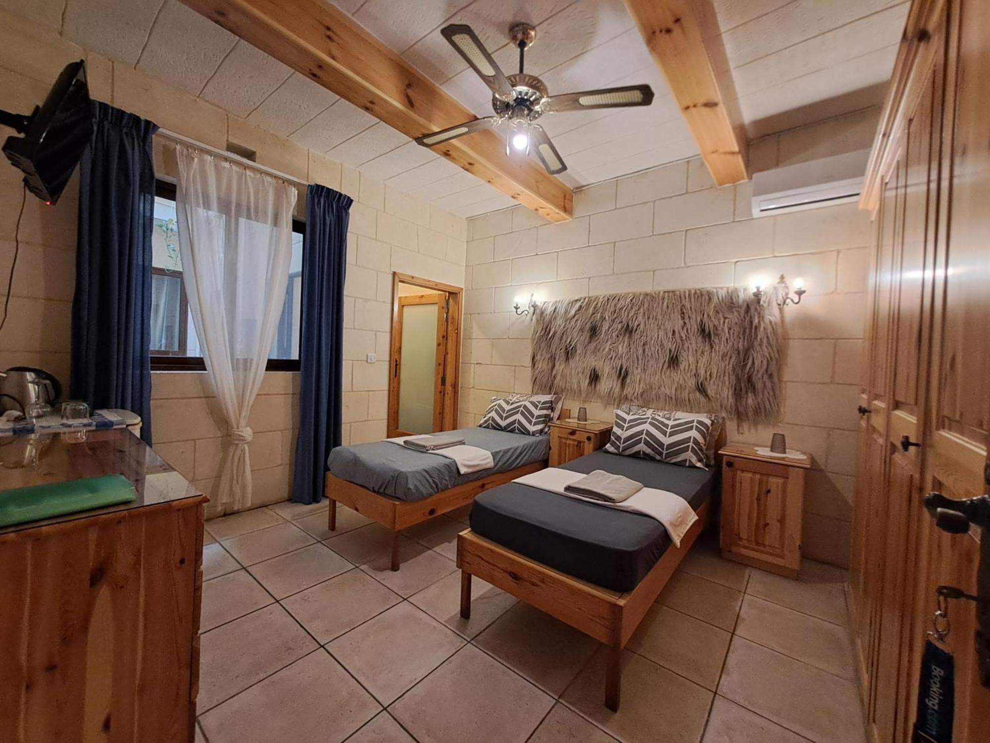 Happy & Healthy Gozo, Self-Check-In Guest House Victoria Eksteriør billede