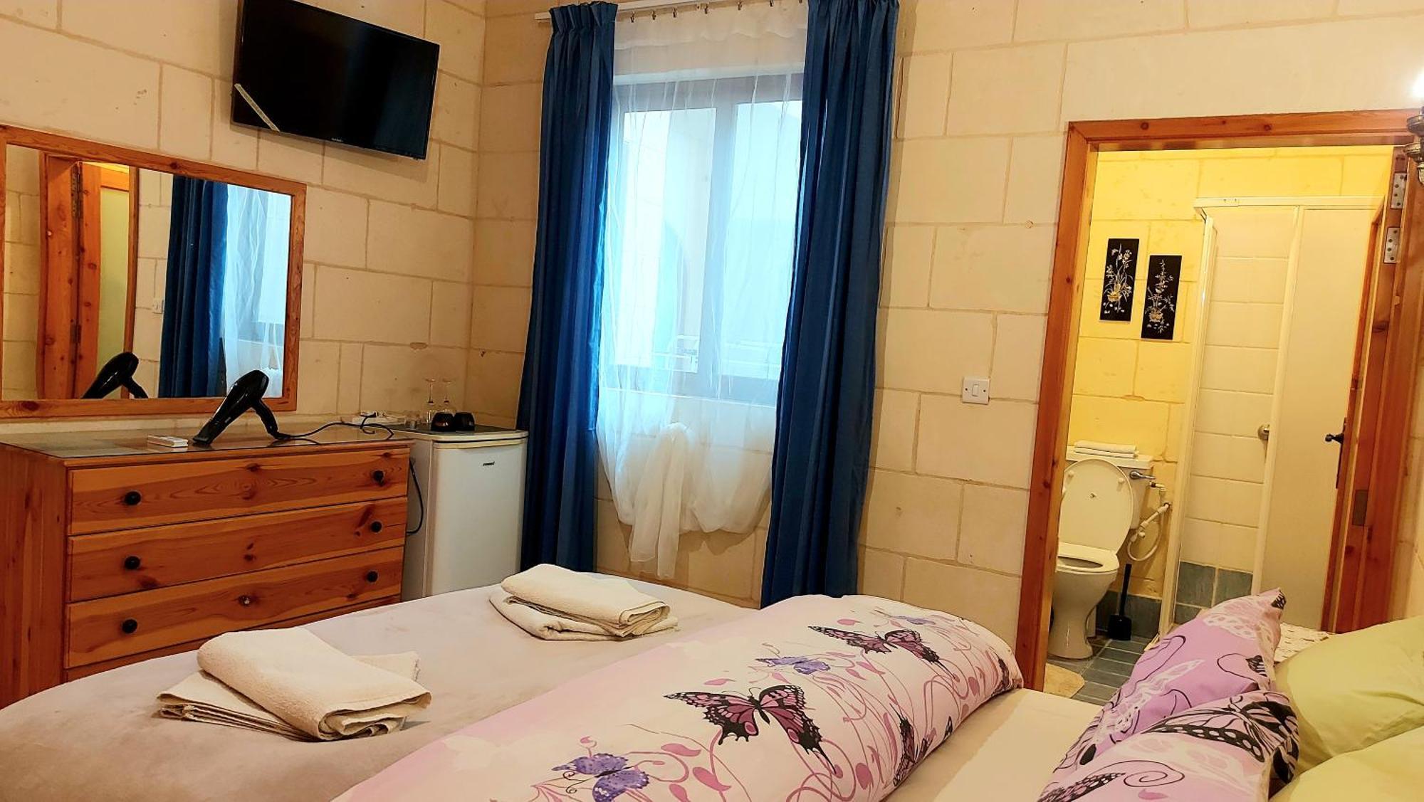 Happy & Healthy Gozo, Self-Check-In Guest House Victoria Værelse billede