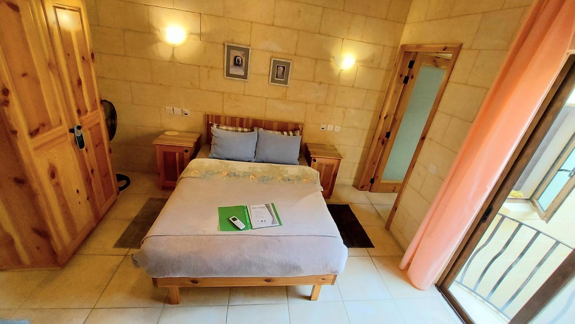 Happy & Healthy Gozo, Self-Check-In Guest House Victoria Værelse billede